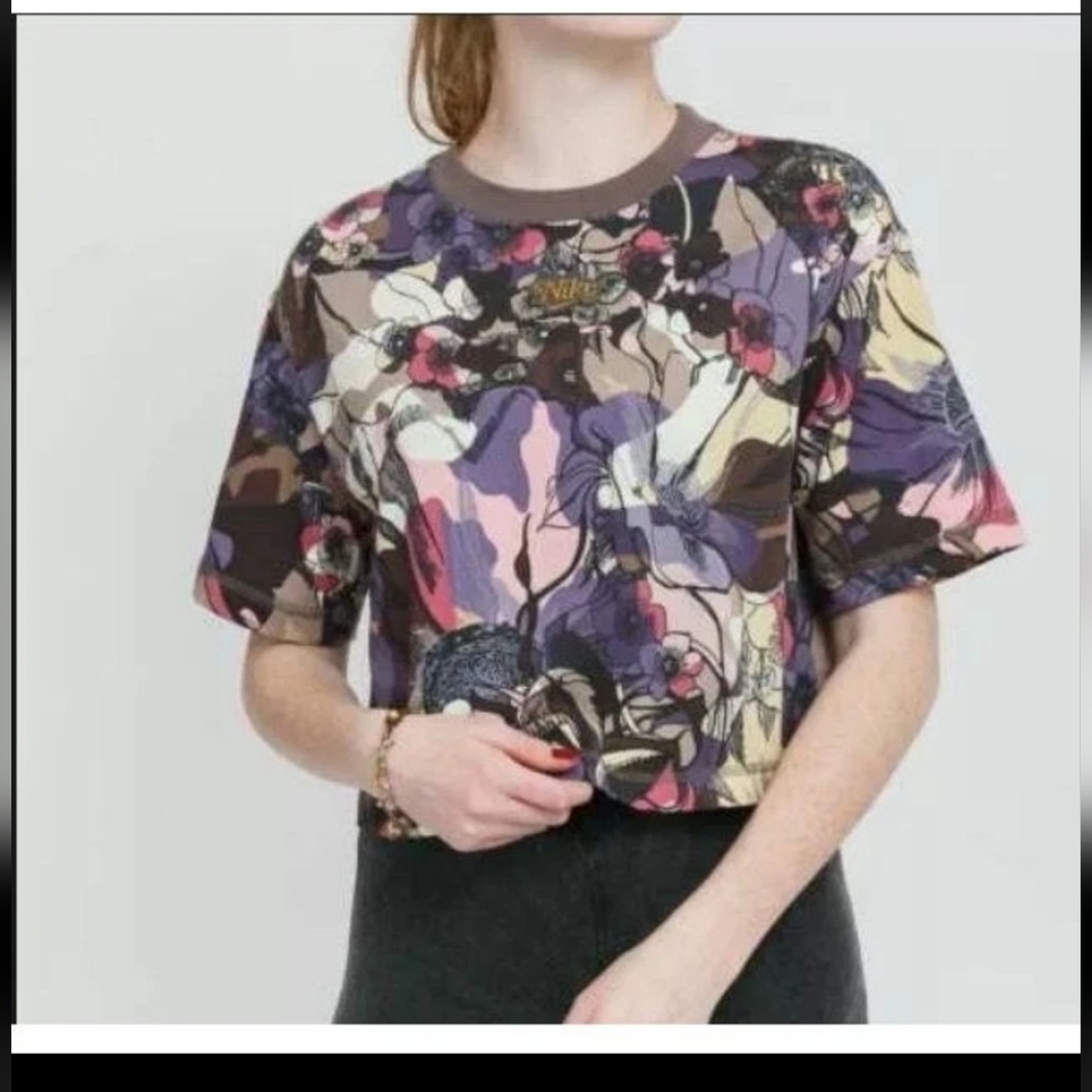 Nike Sportswear All Over Floral Print Crop T-Shirt Purple Pink